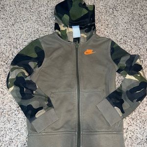 Boys Nike camo hoodie
